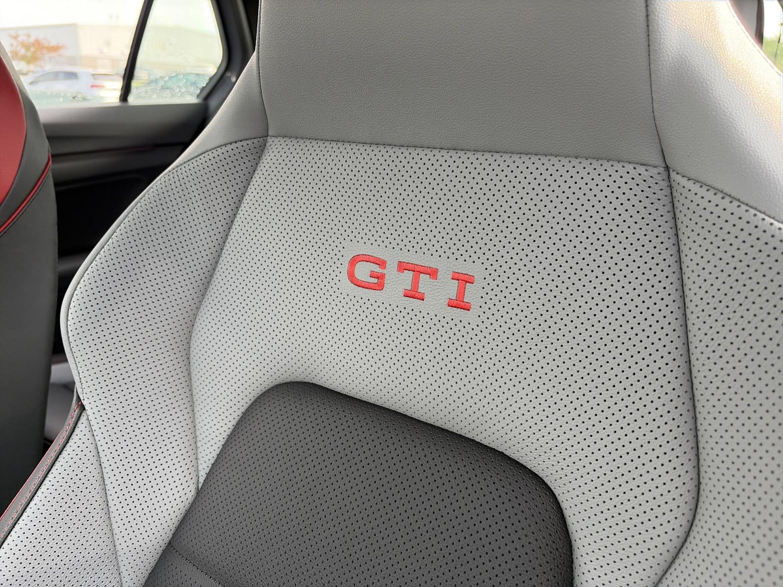 2026 Volkswagen Golf GTI 2.0T Autobahn DSG