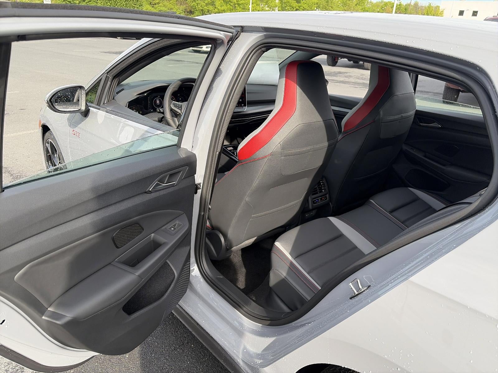 2026 Volkswagen Golf GTI 2.0T Autobahn DSG