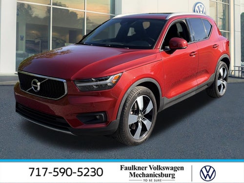 2021 Volvo XC40 T5 AWD Momentum