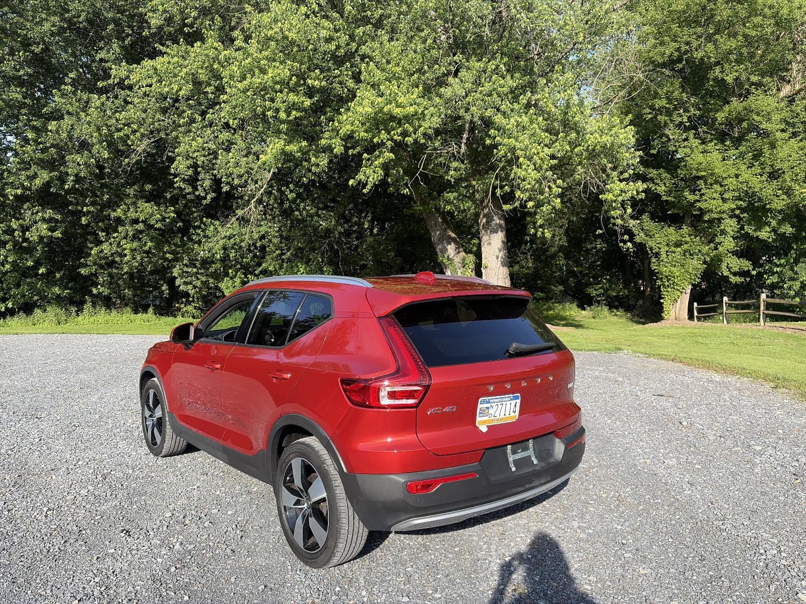 2021 Volvo XC40 T5 AWD Momentum