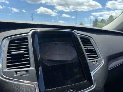 2020 Volvo XC90 T6 AWD Momentum 7 Passenger