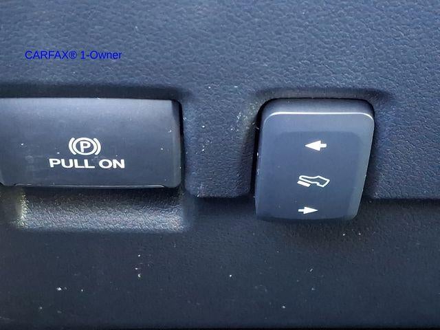 2023 Ford Super Duty F-250 SRW LARIAT 4WD Crew Cab 6.75' Box