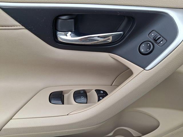 2015 Nissan Altima 4dr Sdn I4 2.5 SV