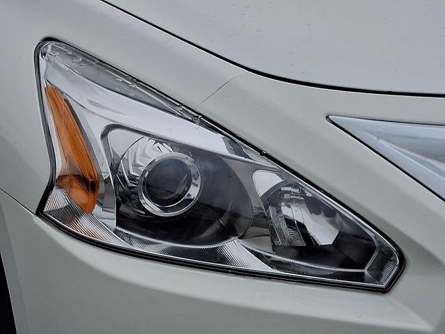 2015 Nissan Altima 4dr Sdn I4 2.5 SV