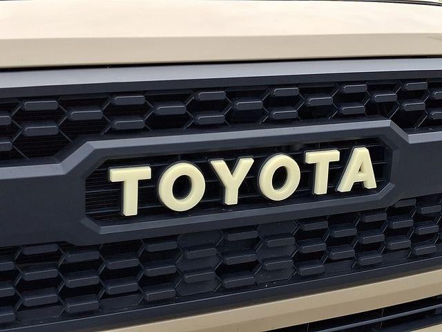 2019 Toyota Tacoma 4WD 4WD TRD Sport Double Cab 5' Bed V6 AT (Natl)
