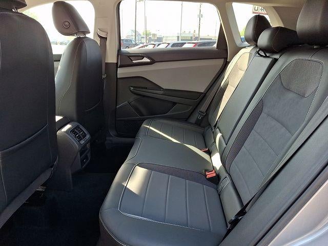 2023 Volkswagen Taos SE FWD