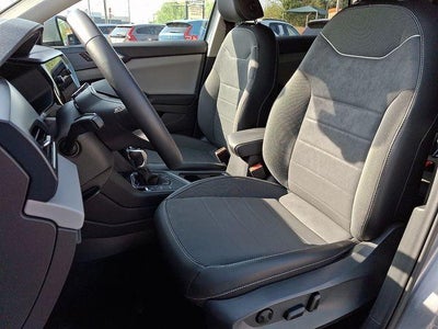 2023 Volkswagen Taos SE FWD