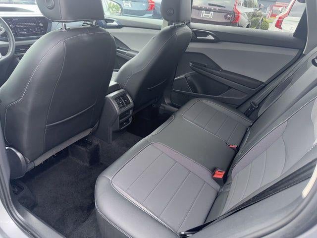 2023 Volkswagen Taos SE FWD