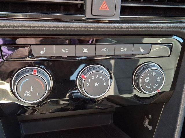 2023 Volkswagen Taos SE FWD