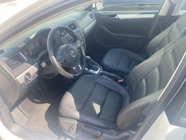 2014 Volkswagen Jetta 4dr Auto SE PZEV Sedan