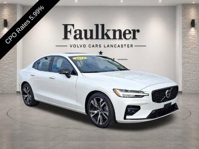 2024 Volvo S60 B5 FWD Core Dark Theme