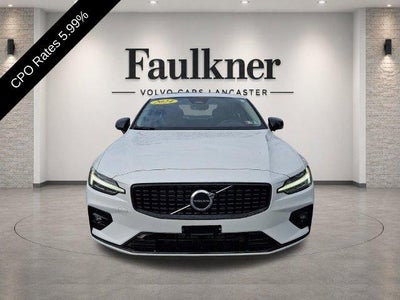 2024 Volvo S60 B5 FWD Core Dark Theme