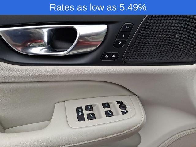 2023 Volvo S60 B5 AWD Ultimate Bright Theme