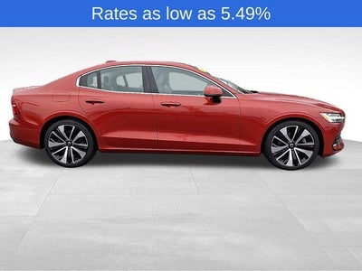 2023 Volvo S60 B5 AWD Ultimate Bright Theme