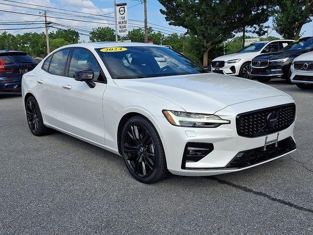 2024 Volvo S60 B5 AWD Plus Black Edition