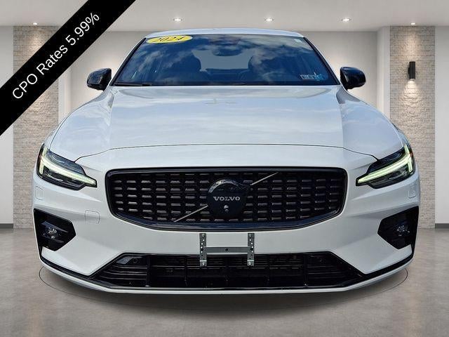 2024 Volvo S60 B5 AWD Plus Black Edition