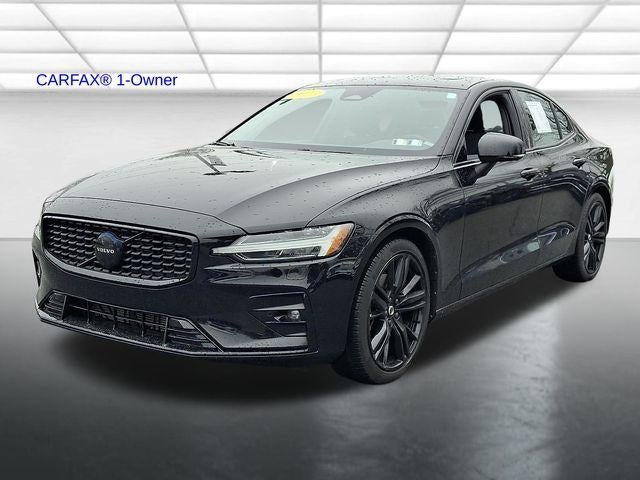 2023 Volvo S60 B5 AWD Plus Black Edition