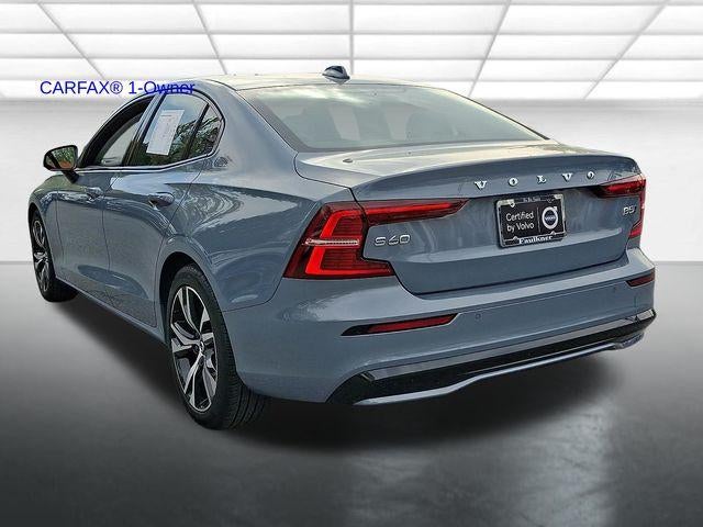 2023 Volvo S60 B5 AWD Core Dark Theme