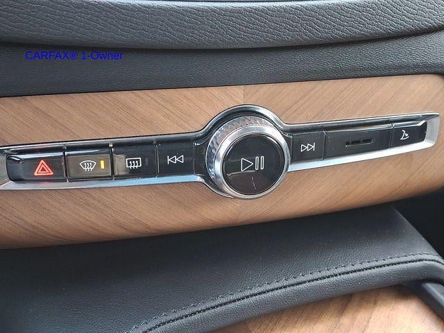 2023 Volvo XC90 B6 AWD Plus 6P