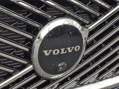 2026 Volvo XC90 B6 AWD Plus 6-Seater