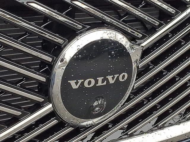 2026 Volvo XC90 B6 AWD Plus 6-Seater