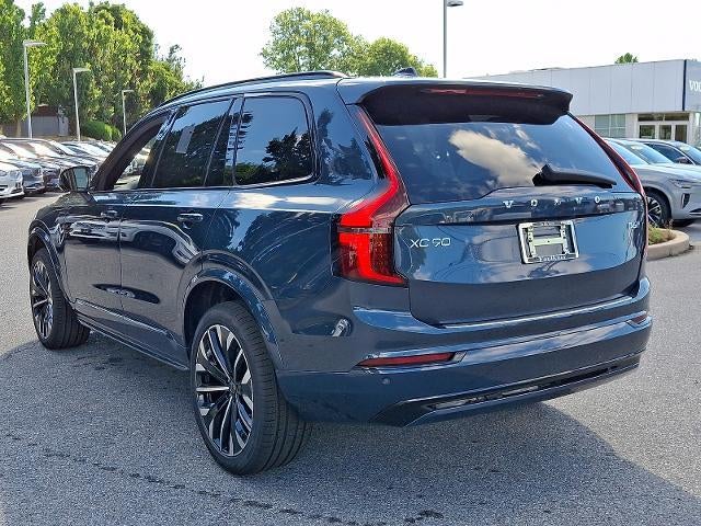 2026 Volvo XC90 B6 AWD Ultra Dark Theme 6-Seater