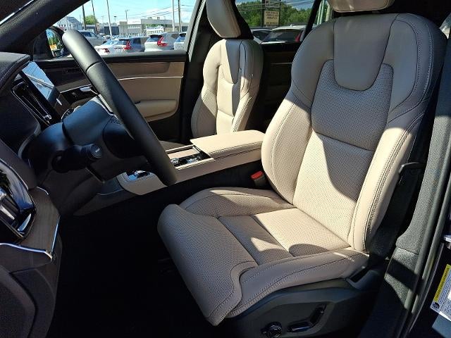 2026 Volvo XC90 B6 AWD Ultra Dark Theme 6-Seater