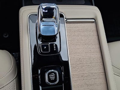 2026 Volvo XC90 B6 AWD Plus 7-Seater