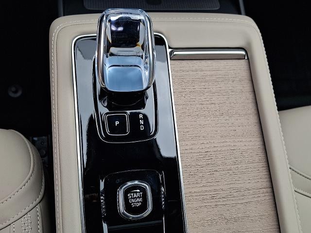 2026 Volvo XC90 B6 AWD Plus 7-Seater