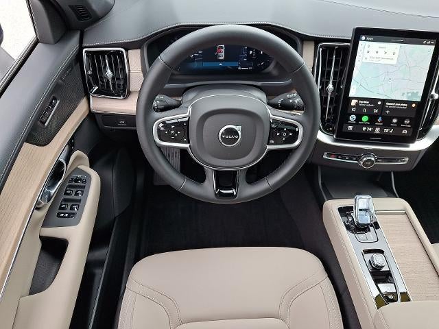 2026 Volvo XC90 B6 AWD Plus 7-Seater