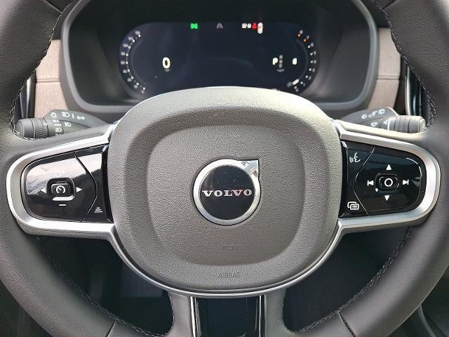 2026 Volvo XC90 B6 AWD Plus 7-Seater