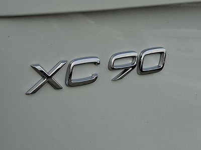 2026 Volvo XC90 B6 AWD Plus 7-Seater