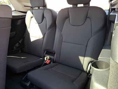 2026 Volvo XC90 B6 AWD Plus 7-Seater