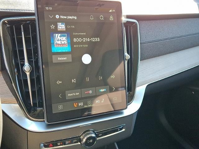 2026 Volvo XC90 B6 AWD Plus 7-Seater