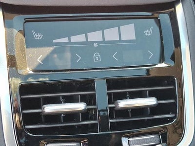 2026 Volvo XC90 B6 AWD Plus 7-Seater