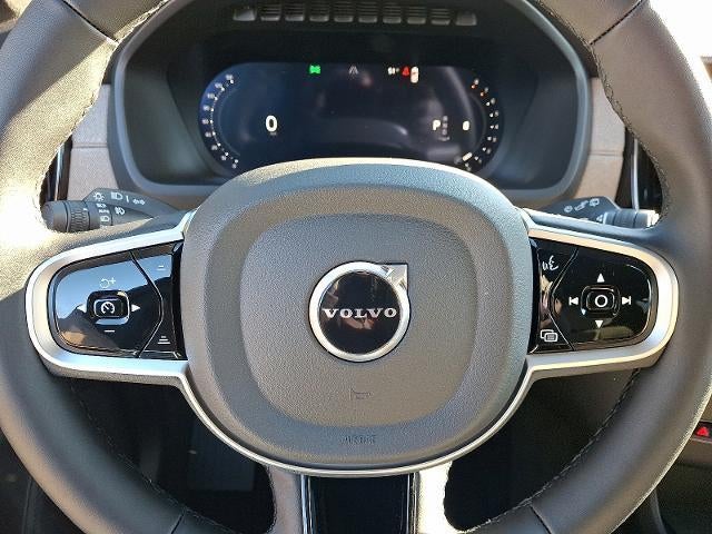 2026 Volvo XC90 B6 AWD Plus 7-Seater