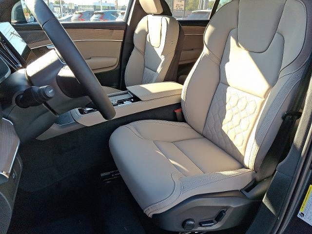 2026 Volvo XC90 B6 AWD Plus 7-Seater