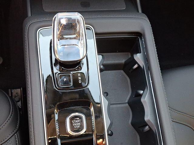 2026 Volvo XC90 B6 AWD Plus 7-Seater