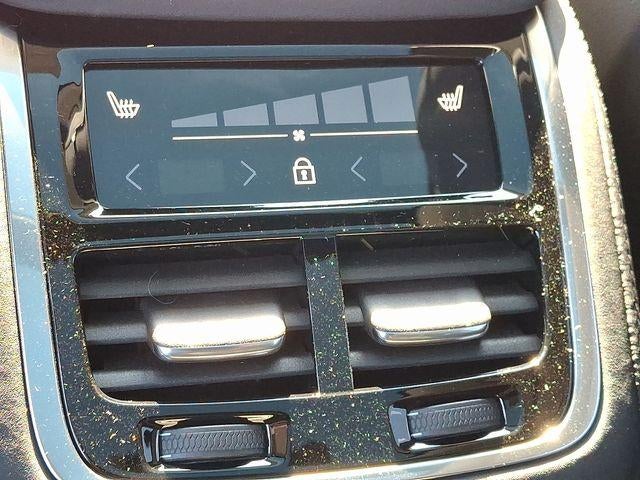 2026 Volvo XC90 B6 AWD Plus 7-Seater