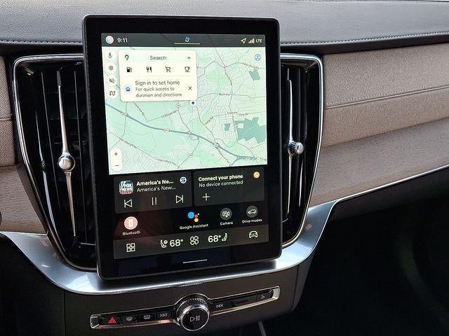 2026 Volvo XC90 B6 AWD Plus 7-Seater
