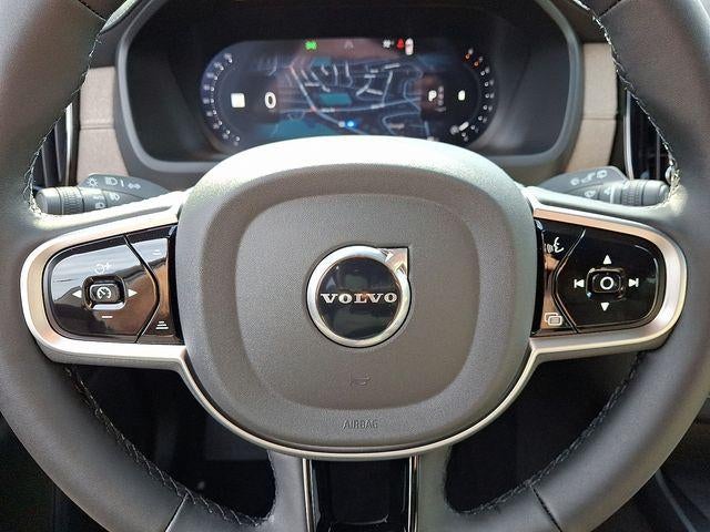 2026 Volvo XC90 B6 AWD Plus 7-Seater