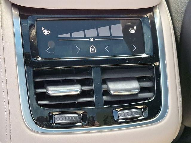 2026 Volvo XC90 B6 AWD Plus 7-Seater