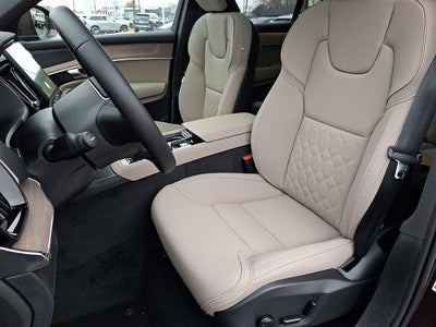 2026 Volvo XC90 B6 AWD Plus 7-Seater