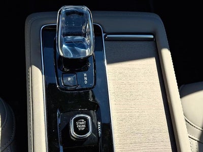 2026 Volvo XC90 B6 AWD Plus 7-Seater