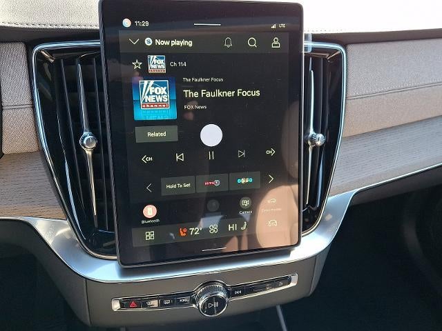 2026 Volvo XC90 B6 AWD Plus 7-Seater