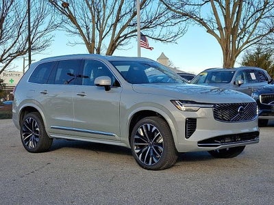 2026 Volvo XC90 B6 AWD Plus 7-Seater