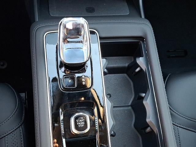 2026 Volvo XC90 B6 AWD Plus 7-Seater