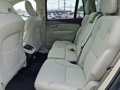 2025 Volvo XC90 B6 AWD Plus 7-Seater