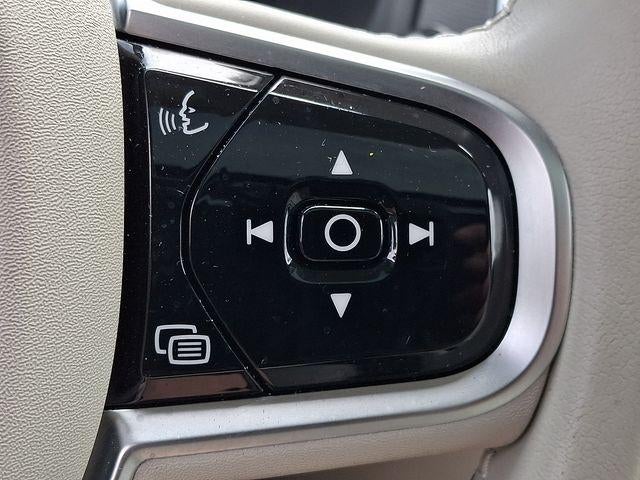 2025 Volvo XC90 B6 AWD Plus 7-Seater