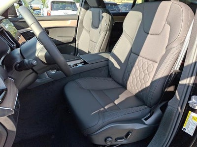 2026 Volvo XC90 B6 AWD Plus 7-Seater